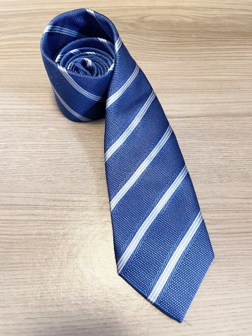 David Donahue Men's 100% Silk Blue Striped Necktie Made in USA